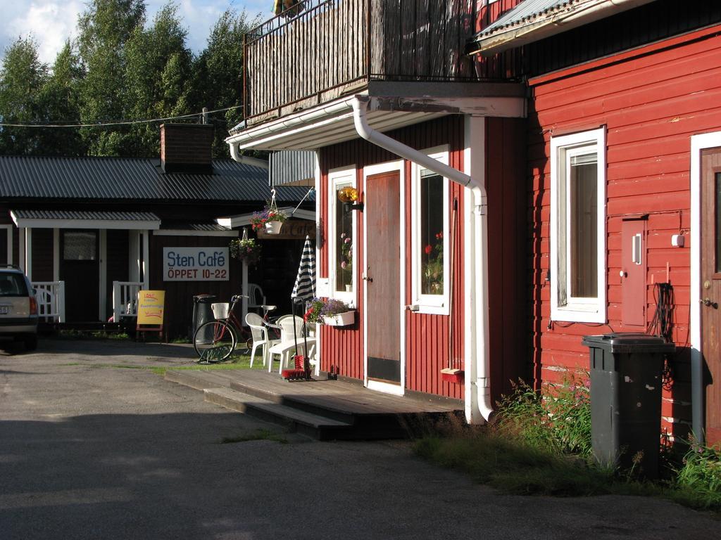 Stuga Vid Hedenaesets Stencafe Экстерьер фото
