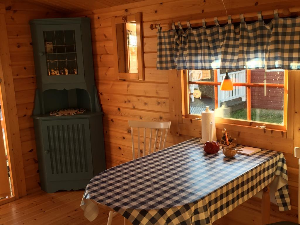 Stuga Vid Hedenaesets Stencafe Экстерьер фото